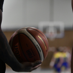 Sur les terrains de jeu