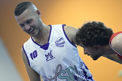  DSC0004
